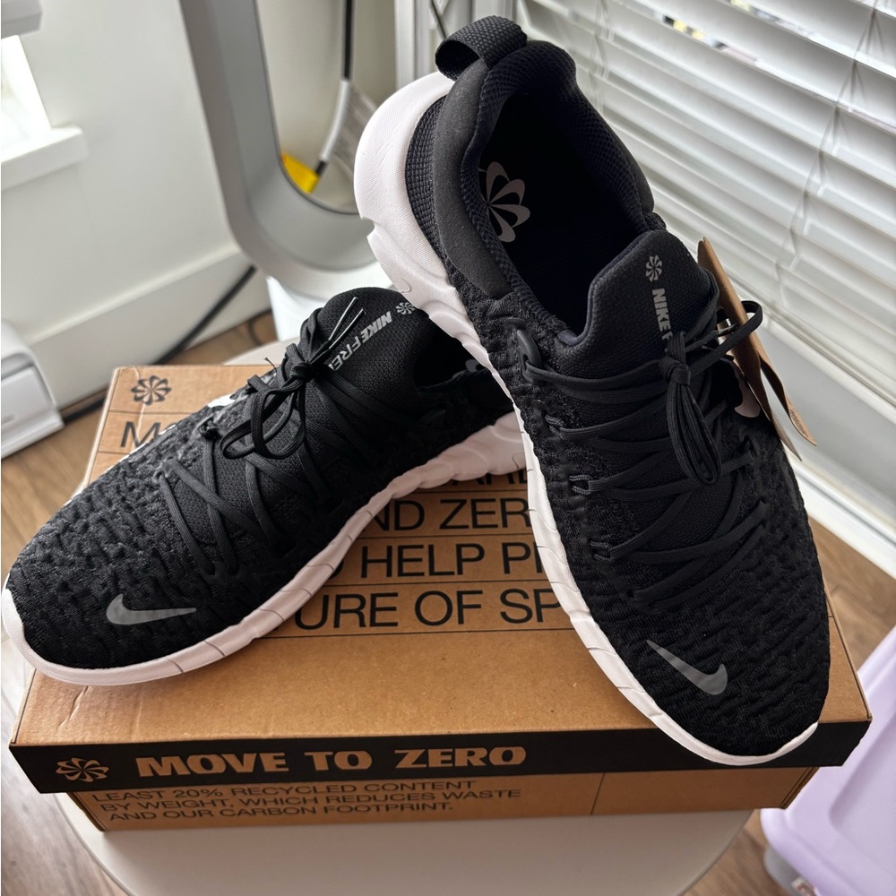 Brand New Nike Men's Black and White Running Shoes